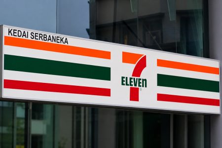 711
