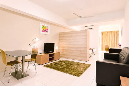 deluxe studio 1